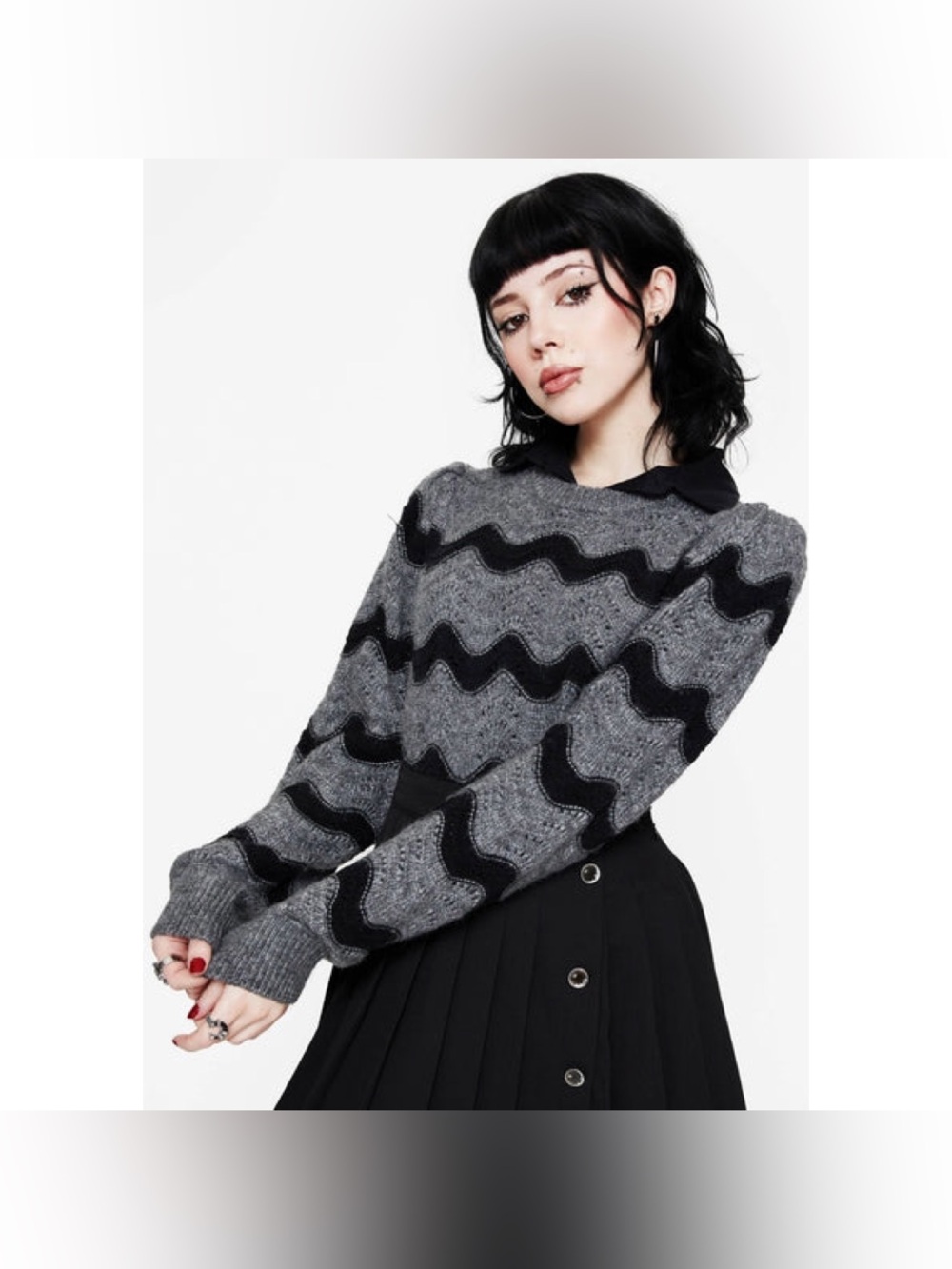 NWT Disturbia Black and Grey Wavy Striped Sweater